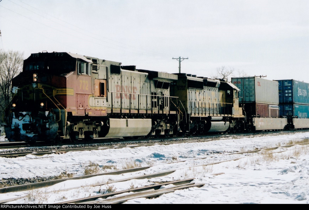 BNSF 772 West